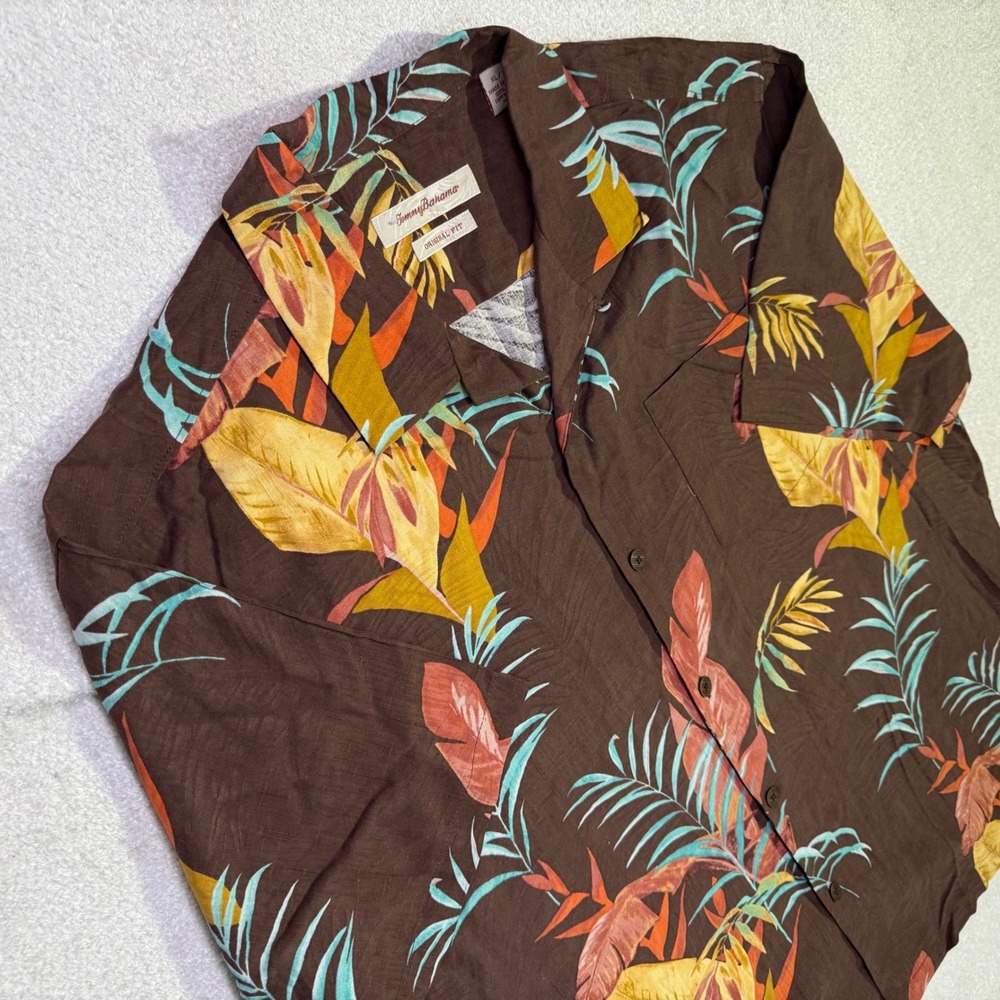 Tommy Bahama Mens XL 100% Silk Hawaiian Camp Shirt Brown Tropical Button Front